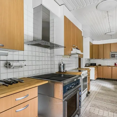 Historic Lakeside Villa Near Helsinki Villa *