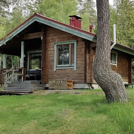 Historic Lakeside Villa Near Helsinki *