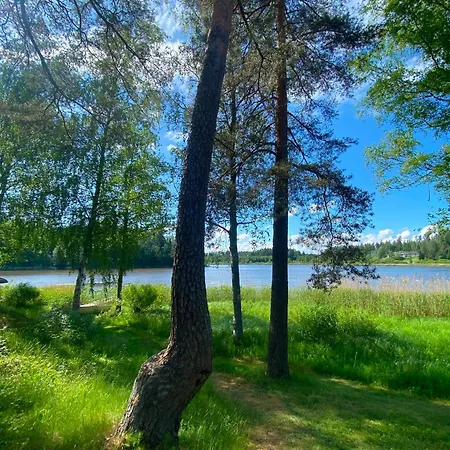 Historic Lakeside Villa Near Helsinki *