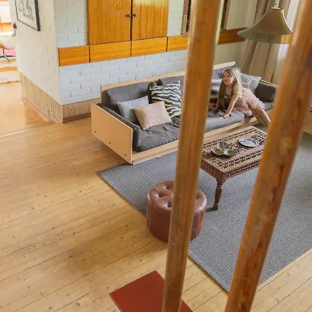 Historic Lakeside Villa Near Helsinki Villa *