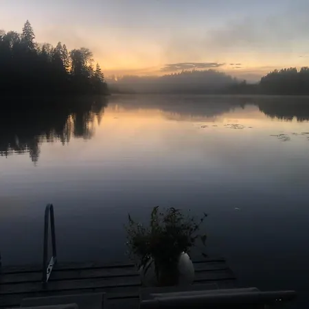 Historic Lakeside Villa Near Helsinki Villa *